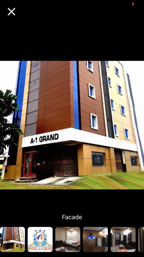 A-1 Grand Hotel Srikalahasti Exterior photo